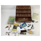 Metal Fishing Tackle box with culprit spade tale