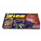 Hot Wheels Loop And Splash color fx race track,
