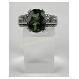 5.301 Gram Sterling Silver Ring with Oval Green Ge