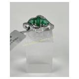 2.757 Gram Sterling Silver Ring with Green Gemston