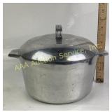 Wagner Ware Sidney Magnalite Aluminum Dutch Oven
