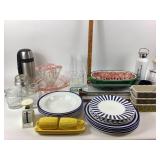 Kitchenware; KitchenAid Chopper, Pink Glass Cake S