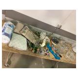 Vineyard Rugs, Cheese Cloche, Dessert Stands & Cry
