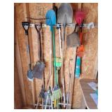 Garden Tools, Shovels, Rakes, Brooms, Clippers
