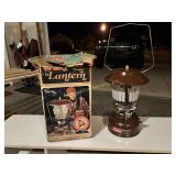Coleman Lantern model 275 with box