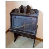 Childï¿½s Wood Roll-Top Desk and Corner What-Not She