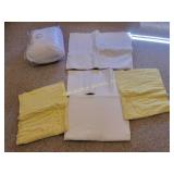 Queen Mattress Pad, Yellow and White cotten lightw