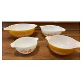 Pyrex Butterfly Gold Cinderella Nesting Bowls