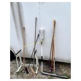 Garden tools, toilet support