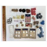 Buttons; Costumaker, Lansing, Le Chic