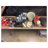 Coleman Polylite, Daisy and Button Toothpick Holde