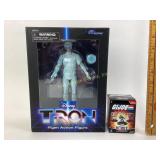 Tron- Flynn Nos Action Figure & G.I. Joe Domez