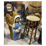 Blowmold Jesus Mary and Joseph, Wood stool