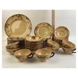 Francsican Cafe Royal Dish Set, 40 Pieces