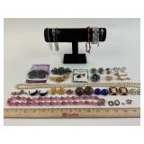 Costume Jewelry: Rhinestone bracelet, Austrian