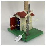 Lionel Metal Crossing Gate- Automatic Gateman