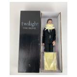 Robert Tonner Doll Robert Pattinson as Edward Cull
