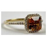10K Gold Ring with Rectangular Orange Stone. Total