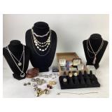 Costume Jewelry: Trefari Rhinestone necklace Sarah