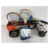 Badminton Rackets, Crock-Pot, Lincoln logs, Calcul