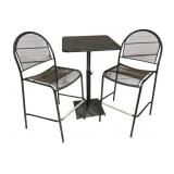Adjustable height outdoor table, 2 chairs