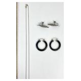 Sterling Silver screwback leaf earrngs 3.94g TW,