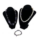 GSN .925 silver clasp necklace with pearl like