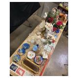 Basket Centerpieces, Iridescent Balloon Goblets, W