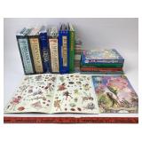 Books; Encyclopedia Prehistorica Pop Ups, Leonardo