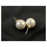 14k gold & pearl earrings. Total weight 3.46