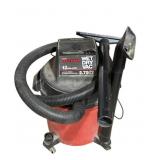 Craftsman 12gal wet dry vac powers on