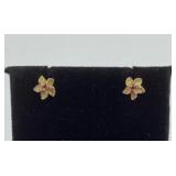 14k gold & ruby earrings. Total weight 0.96