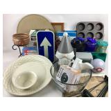 Household Lot: Pizza Stone, Home & Garden Party 3