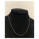 10k white gold chain. 0.41 grams