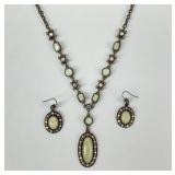 Vintage Avon Necklace & Earrings Set