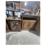 Enclosed Lighted Glass Panel Display End Table &