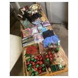 Landï¿½s End Snow Boots, Longaberger Pottery Mold, C