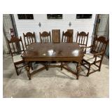 Dining table, 6 chairs, 4 leaves