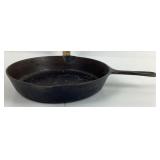 Cast Iron Skillet With Pour Spouts, Size 8