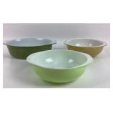 Pyrex Mixing Bowls in Green, Yellow, White
