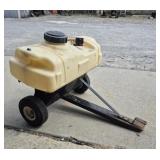 Agri-Fab 15 Gallon Tow Behind Lawn & Garden