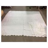 White Bedspread With Matching Shams