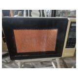 Sharp Carousel II Microwave - Powers On