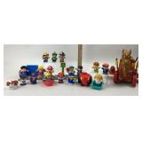 Fisher-Price Little People Figures, Playset