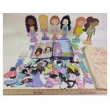 Story Magic Wooden Dolls With Magnetic Outfits