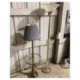 2 floor lamps, integrated table