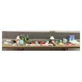 Christmas Figurines, Ornaments, Decor and Tablewar