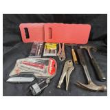 Hand Tools with Knee Pads, Lock, Drill Bits