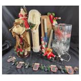 Christmas Santa Figurines, Decorations, Bomaby Box