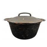 Cast Iron Dutch Oven With Lid